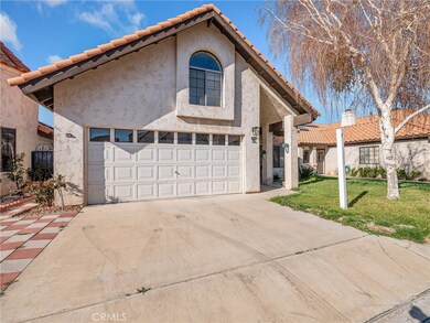 19246 Pine Way, Apple Valley, CA 92308 - photo 4