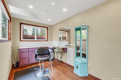 401 Grinnell Ave SW, Orting, WA 98360 - photo 6