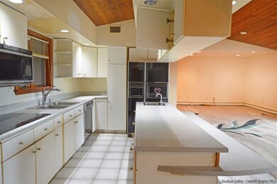 42 W Searsville Rd, Montgomery, NY 12549 - photo 4