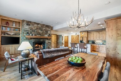 Dining/living