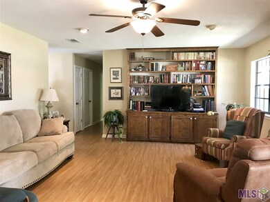 3443 Cherry St, Zachary, LA 70791 - photo 2