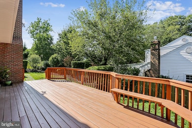 9017 Falls Chapel Way, Potomac, MD 20854 - photo 3