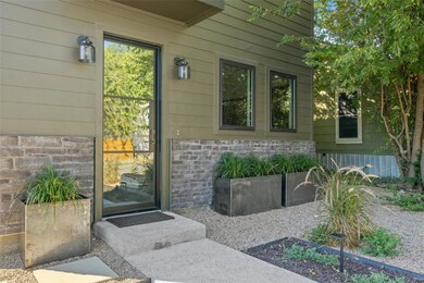 2305 E 21st St unit 2, Austin, TX 78722 - photo 5