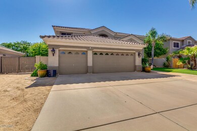 02-Boulder Court