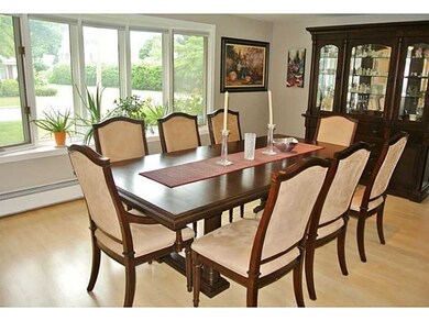 4 Wardlaw Ct, Providence, RI 02908 - photo 7