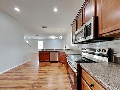 18946 Parapet Place, Land O Lakes, FL 34638 - photo 5