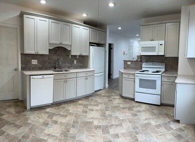 120 Maltby St unit 1, Shelton, CT 06484 - photo 7