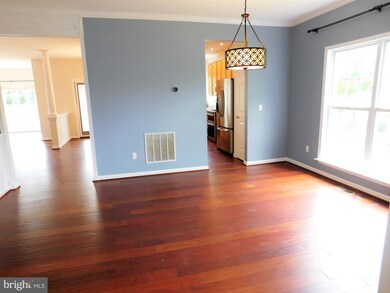 21364 Marsh Creek Dr, Broadlands, VA 20148 - photo 4