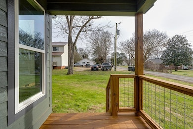 302 Cumberland Ave, Jasper, TN 37347 - photo 4