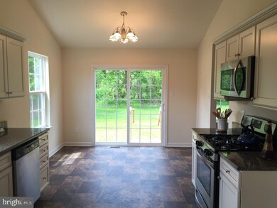 102 Nottingham Ln, Newfield, NJ 08344 - photo 4