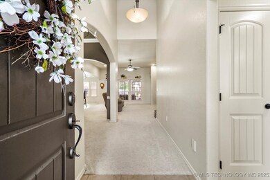 2932 N Fern Ct, Broken Arrow, OK 74012 - photo 2