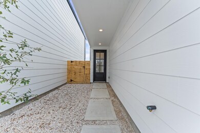 3109 Jensen Dr unit A, Houston, TX 77026 - photo 6