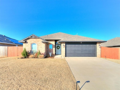 10505 Turtle Back Dr, Midwest City, OK 73130 - photo 2