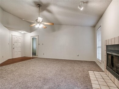 601 Golden Eagle Dr, Norman, OK 73072 - photo 3