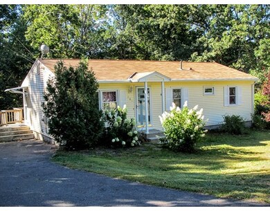 263 Brookside Cir, Florence, MA 01062 - photo 2