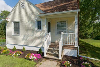 51 Hillview Ave, Rensselaer, NY 12144 - photo 3