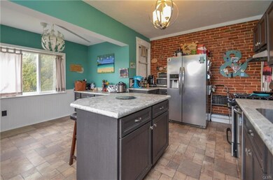 138 S Fulton St, Allentown, PA 18102 - photo 4