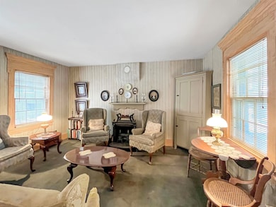 507&503 W Pleasant St, Freeport, IL 61032 - photo 5