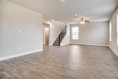 1716 Damascus Ct, Granbury, TX 76049 - photo 5