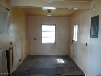 1073 Murray Dr, Jacksonville, FL 32205 - photo 7