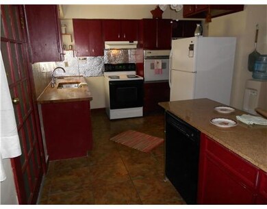 Kitchen. Nicely updated kitchen with center island