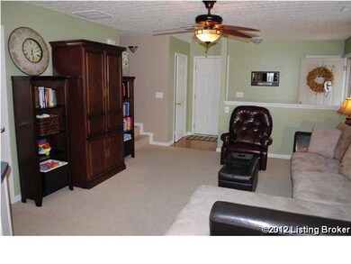 8535 Grand Neptune Dr unit 2003, Louisville, KY 40228 - photo 7