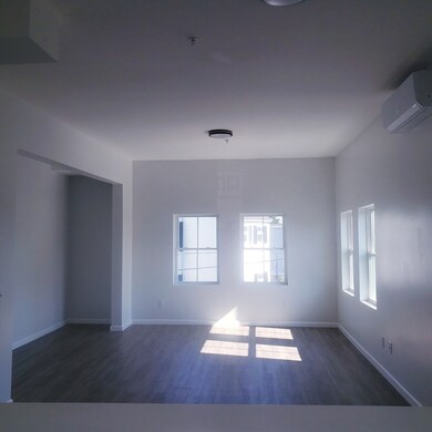 776 Lakeview Ave unit Several, Lowell, MA 01850 - photo 4