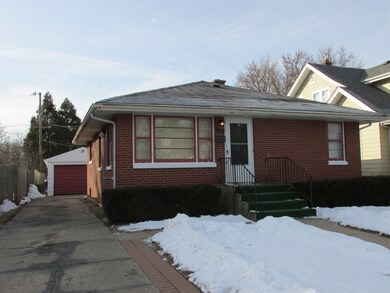 1719 Lucia Ave, Waukegan, IL 60085 - photo 3