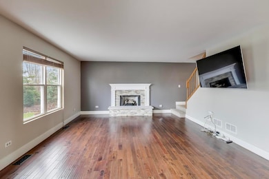 25023 Round Barn Rd, Plainfield, IL 60585 - photo 6