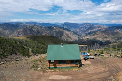 9261 Sheep Mountain Rd, Stanley, ID 83278 - photo 6