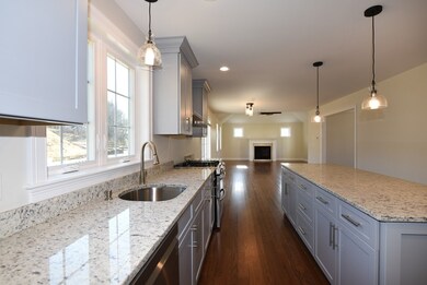 2 Barrows Brook Cir, Kingston, MA 02364 - photo 4