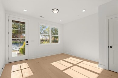 647 Soul Aly unit 133, Alpharetta, GA 30009 - photo 3