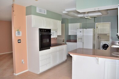 10721 W Hatcher Rd unit 73, Sun City, AZ 85351 - photo 6