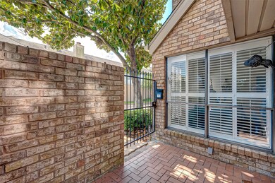 Courtyard space is walking distance from community
