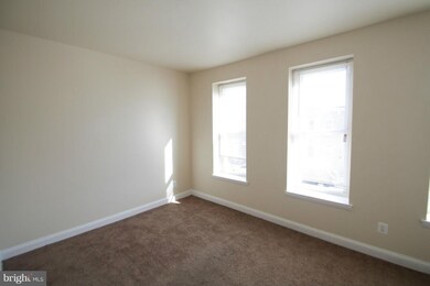 500 N Patterson Park Ave unit B, Baltimore, MD 21205 - photo 2