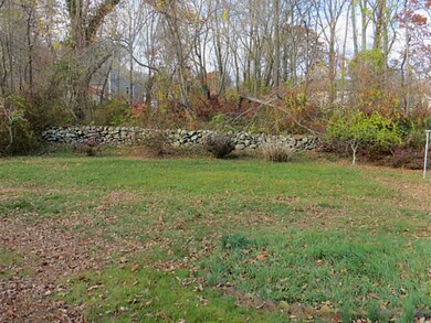 32 Samuel Rodman St, Wakefield, RI 02879 - photo 5