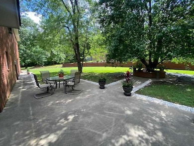 1403 Mena St, Mena, AR 71953 - photo 5