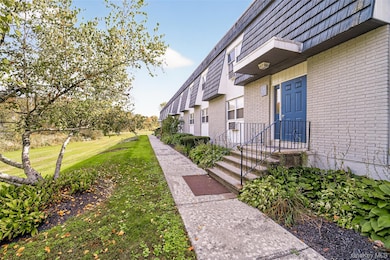 4 White Gate Rd unit K, Wappingers Falls, NY 12590 - photo 4