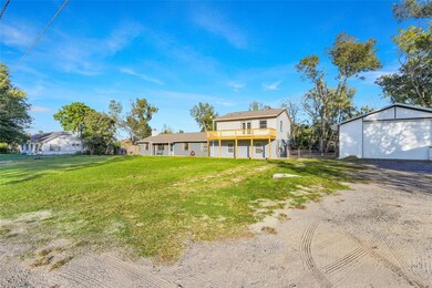 Detached Workshop with Electric 30x60