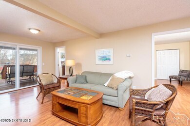 11225 Willene Dr unit B, Anchorage, AK 99516 - photo 6