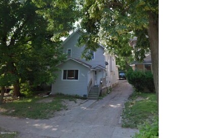 1022 Comfort St, Lansing, MI 48915 - photo 7