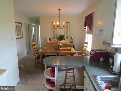 11922 Big Spring Rd, Clear Spring, MD 21722 - photo 5