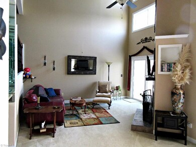 1959 Eastchester Dr unit C, High Point, NC 27265 - photo 6