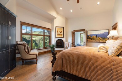 950_cordillera_way_interior_master_a