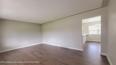 611 S Canal Rd, Lansing, MI 48917 - photo 7