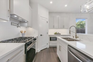 3126 Bill Harrod St, Dallas, TX 75212 - photo 5