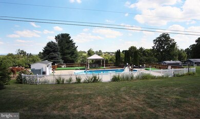 6 Lehoy Forest Dr, Leola, PA 17540 - photo 4