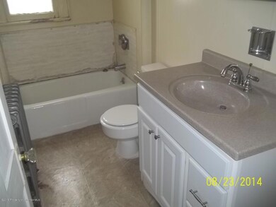 137 Lauderburn Ave, Weatherly, PA 18255 - photo 7