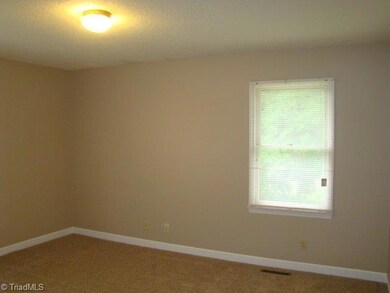 2108 Barclay Place, Randleman, NC 27317 - photo 6