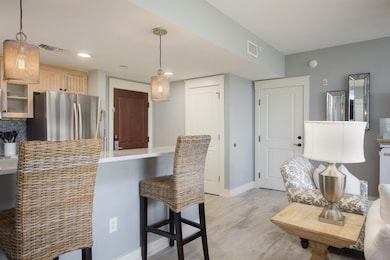 Kitchen-Living